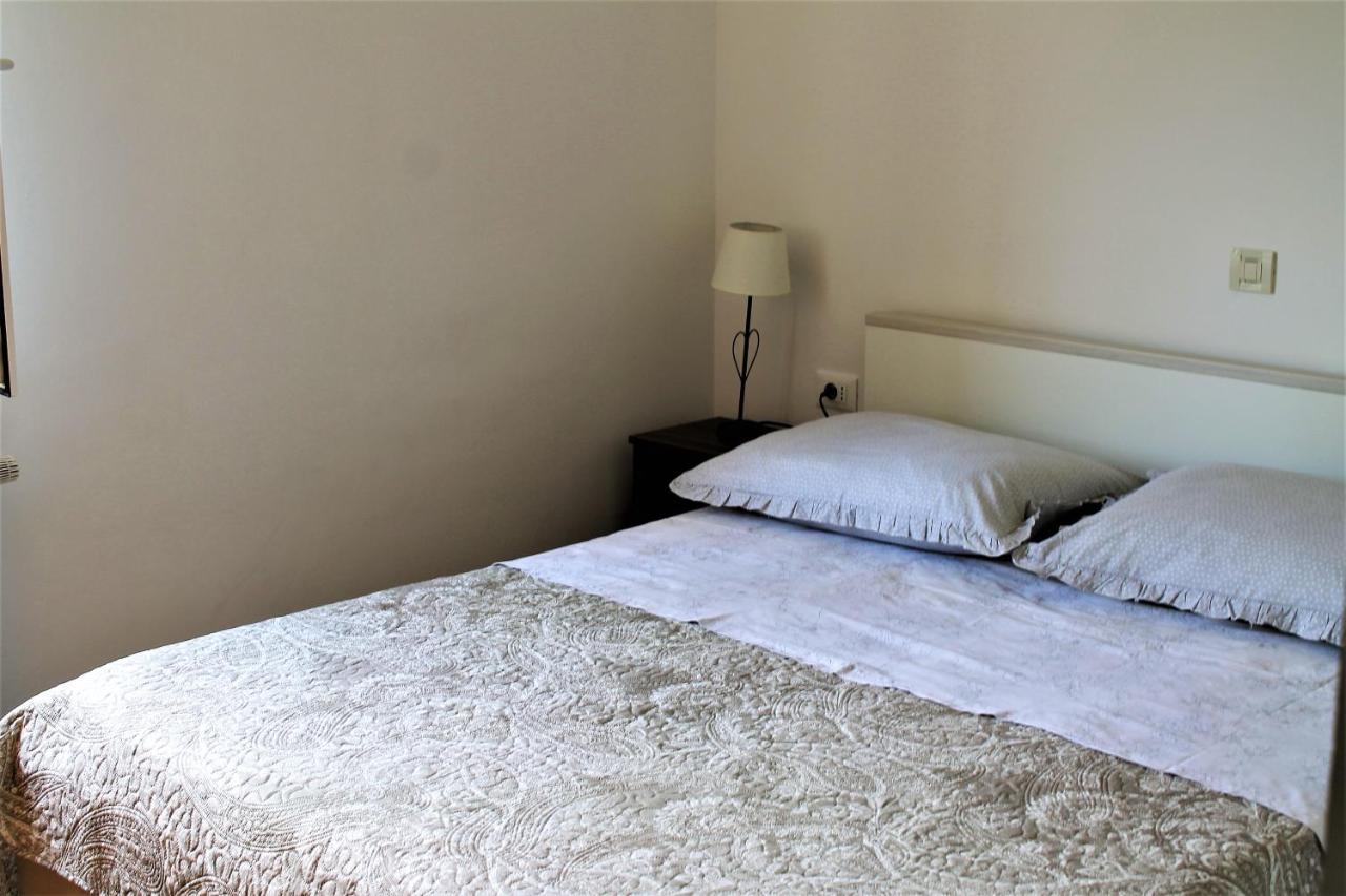 Apartmani Klaudija Valun Exterior foto